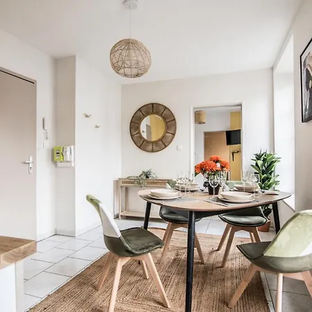 Centre - L'aventurier - Parking Apartament