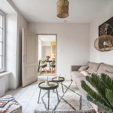 Centre - L'aventurier - Parking Apartamento